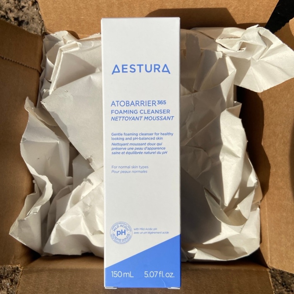 New Aestura ATOBARRIER365 Gentle pH-Balancing Foaming Cleanser
